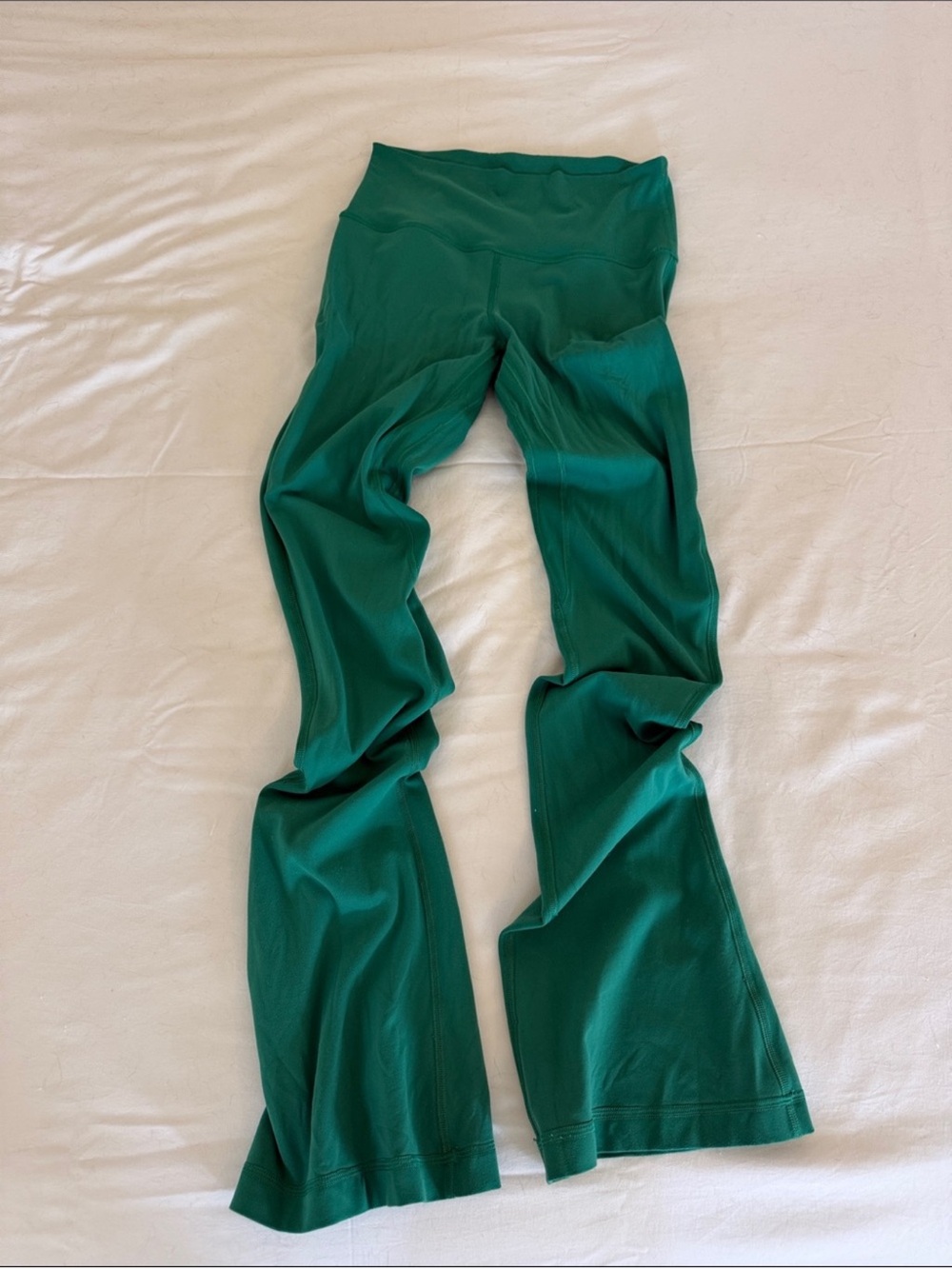 Lululemon High-Rise Align Mini-Flares - Picture 6 of 7